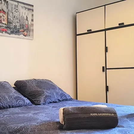 Le New Town - Balcony - City Center Appartement *
